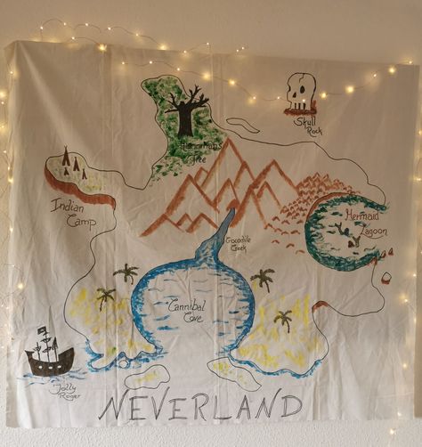 Peter Pan Flying Over London, Peter Pan School Decorations, Peter Pan Office Decorations, Peter Pan Themed Party Decorations, Neverland Homecoming Theme, Disney Camping Decorations, Neverland Decorations Diy, Peter Pan Party Decorations Diy, Peter Pan Hallway Decorations