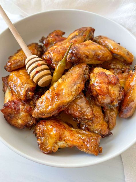 Sticky, Spicy, and Sweet Hot Honey Chicken Wings, Sticky Wings Recipe, Honey Chicken Wings Recipe, Baked Hot Wings, Easy Home Cooked Meals, Wing Recipes Baked, Wing Night, Wings Recipe Baked, Airfryer Chicken