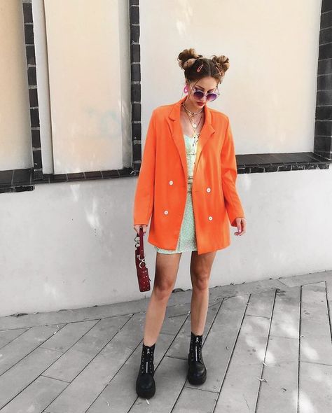 Looks Neon, Orange Blazer Outfits, Cloth Inspiration, Neon Orange Dress, Work It Girl, Concert Ideas, Women Blazers, Orange Blazer, Shein Dress