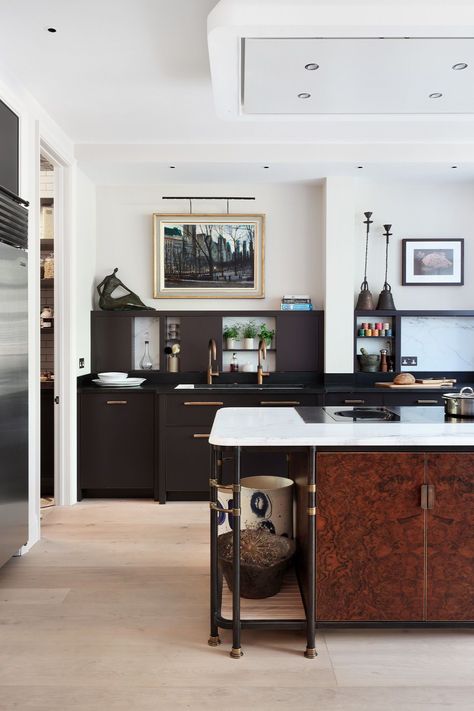 Meet The Interior Design Duo With Intelligent & Artisanal Style Edward Bulmer, Heritage Kitchen, Functional Kitchen Island, Neutral Backdrop, French Country Kitchens, London Kitchen, Walnut Cabinets, Bespoke Kitchen, Large Pantry