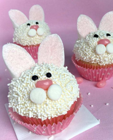 easter cupcake ideas Bunny and Chick Cupcakes recipe Chick Cupcakes, Easter Cupcakes Easy, Cake With Cupcakes, Cupcake Decorating Ideas, Deco Cupcake, Bunny Cupcake, Easter Bunny Cupcakes, Spring Cupcakes, Cakes To Make