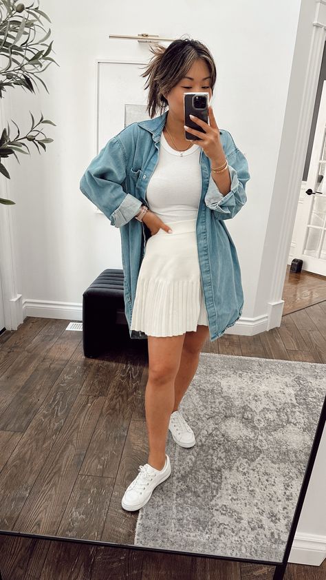 knit tennis skirt - M Mini Skirt Outfit Summer Casual, Tennis Skirt Outfit Summer, Tennis Skirt Outfit Street Style, 2025 Wardrobe, Mini Skirts Outfits Summer, Tennis Skirt Outfits, Skirt Outfit Summer, Tennis Skirt Outfit, White Tennis Skirt