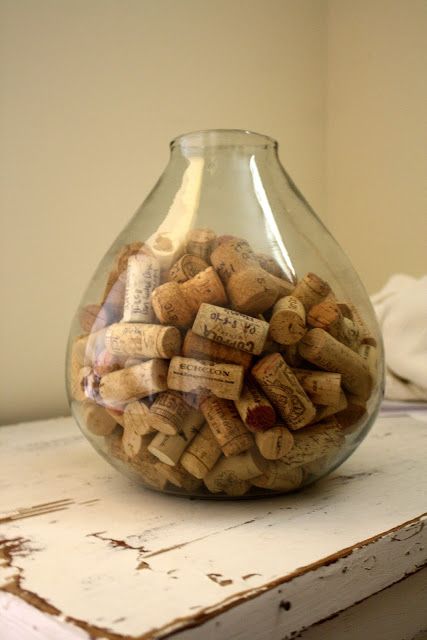 Fill a vase with corks from your special memories at wineries or at home- write the date, location, occasion, and people that made the day special to you on the cork! Memory Jars, Cork Holder, Memory Jar, Champagne Corks, Wine Cork Crafts, Bottle Corks, Wine Corks, Cork Crafts, Wine Bottle Holders