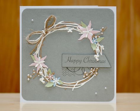 https://flic.kr/p/2gQR18M | Sizzix , Pretty wreath |  Created using Sizzix Pretty wreath designed by Pete Hughes . Cards With Wreaths, Wreath Christmas Cards, Die Cut Christmas Cards, Wreath Cards, Sizzix Cards, Winter Garland, Handmade Christmas Cards, Stamped Christmas Cards, Hand Crafted Cards