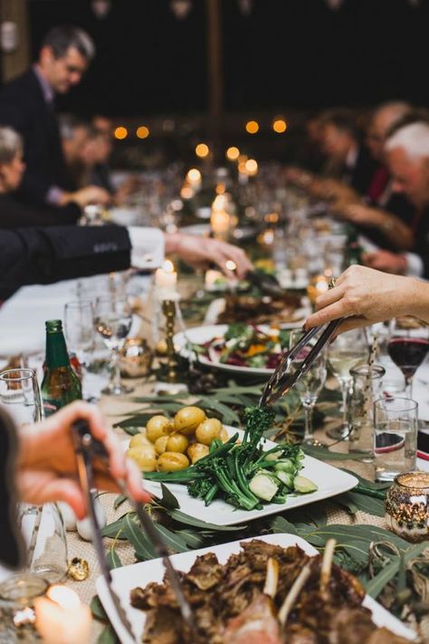 Wedding Food Serving Styles Explained: The Pros vs Cons + Budget $$$ Family Style Weddings, Wedding Food Catering, Wedding Table Menus, Family Style Meals, Family Style Dinner, Reception Food, Wedding Reception Food, Food Table, Wedding Dinner