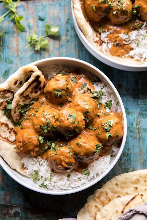 Butter Chicken Meatballs, Meatballs Baked, Ground Chicken Meatballs, Baked Chicken Meatballs, Half Baked Harvest Recipes, Chicken Meatball Recipes, Aloo Gobi, Diner Recept, Harvest Recipes