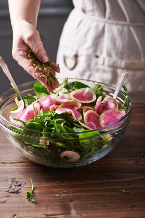 Watermelon Radish Recipe, Farro Salad Recipes, Watermelon Pickles, Radish Recipes, Watermelon Radish, Simple Vinaigrette, Beautiful Salad, Radish Salad, Farro Salad