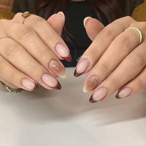 20 Mysterious and Magnetic Manicures for Scorpio Season Fall Aura, Binghamton University, Aura Nails, Travel Careers, Permanent Jewelry, Scorpio Season, Royal Family News, Nails Only, Celebrity Moms