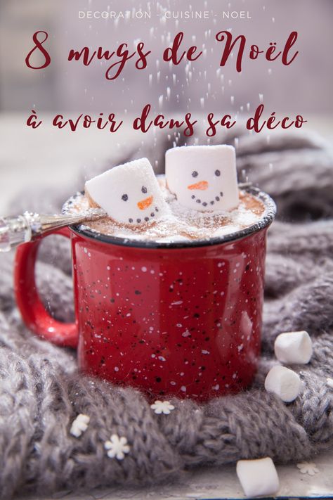 Voici ma séléction de tasses idéales pour se faire un bon chocolat chaud au coin du feu ou devant un téléfilm de Noël. Parfait en décoration ou pour égayer la table du goûter en cette période hivernale. #noel #mug #tasse #gouter #gateau #chocolatchaud #hotchocolate #chamallow #cacao #decorationdenoel #xmasdecor Fireside Coffee Mix Recipe, Fireside Coffee, Tea Pictures, Melted Marshmallow, Mug Noel, Images Of Chocolate, Cute Marshmallows, Marshmallow Snowman, Woman Hands