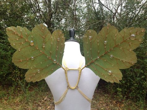 Hawthorn Leaf, Leaf Wings, Ren Faire Outfits, Ren Faire Costume, Diy Wings, Fair Outfits, Backpack Style, Wings Costume, Cosplay Diy