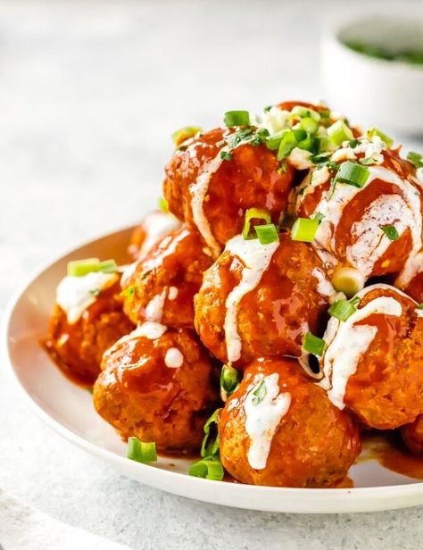 Favorite Party Appetizers, Chicken Meatballs Recipe, Stuffed Meatballs, Cheese Stuffed Meatballs, Buffalo Chicken Meatballs, Chicken Meatball Recipes, Crockpot Ideas, Healthy Buffalo Chicken, Homemade Ranch