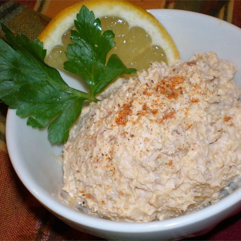 Fish Dip Recipe, Smoked Tuna Dip, Fish Tilapia, Fish Dip, Tuna Dip, Smoked Fish Dip, Smoked Tuna, Chips Dip, Recipes Fish