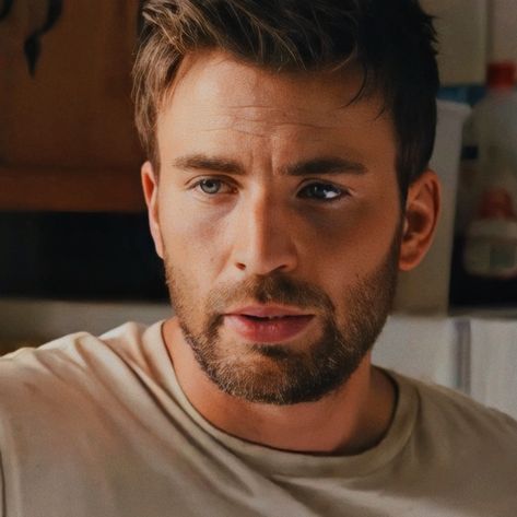 gifted movie frank adler aesthetic icons Frank Adler, Gifted Movie, Hot Hero, Chris Evans Captain America, Handsome Actors, Significant Other, Chris Evans, Captain America, Marvel