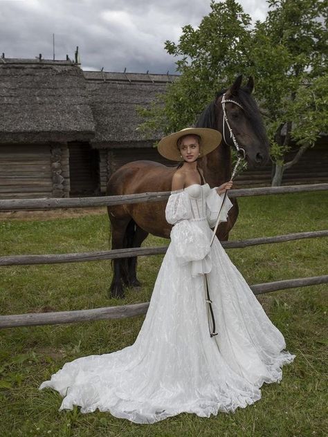 Linen Wedding Dress, Garden Wedding Dresses, Wedding Linens, A Wedding Dress, Fairytale Dress, Long Train, Dresses Vintage, A-line Wedding Dress, Boho Wedding Dress