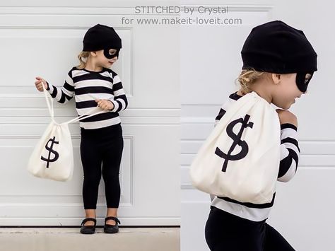 last minute bandit halloween costume - Try these 21+ Last minute Halloween costume ideas that are both creative and easy and you can pull off in less than one hour. Minions, bandits, dolls and more Easy Last Minute Halloween Costumes, Diy Halloween Dress, Halloween Dress Up Ideas, Robber Costume, Costumes Faciles, Diy Costumes Kids Boys, Diy Fantasia, Meme Costume, Halloween Costumes To Make