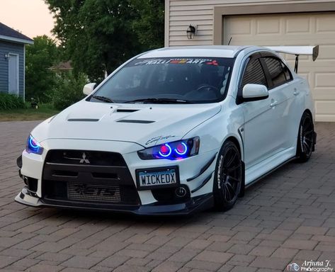 Mitsubishi Lancer Tuning, Evo 9, Vinyl For Cars, Mitsubishi Cars, Lancer Evo, Mitsubishi Evo, Lancer Evolution, Mitsubishi Lancer Evolution, Car Mods