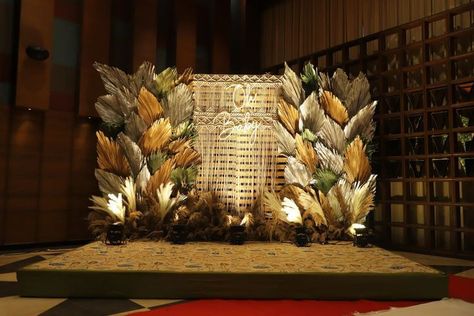 Photo Booth Backdrop Graduation, Filipiniana Wedding Theme, Engagement Stage Decoration, Filipiniana Wedding, Diy Photo Book, Wedding Background Decoration, Simple Birthday Decorations, Simple Wedding Decorations, Wedding Stage Design