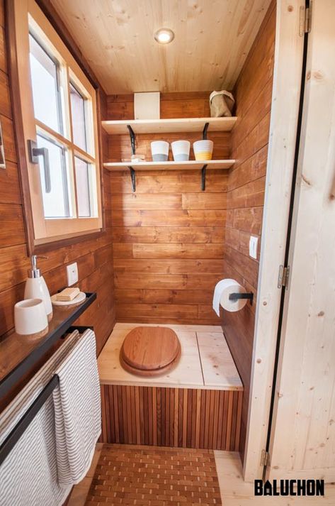 Holz Hisla Tiny House by Baluchon 0015 Outhouse Bathroom, Composting Toilets, Outdoor Toilet, Tiny House Builders, Tiny House Bathroom, Composting Toilet, Outdoor Bathrooms, Tiny House Movement, Tiny Spaces