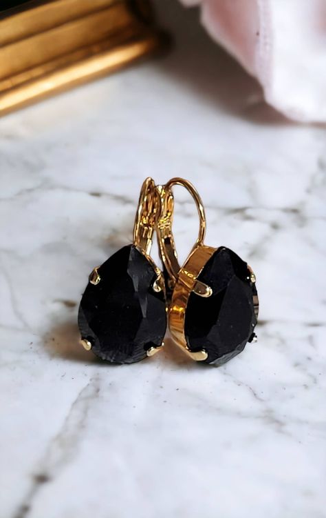 Black Teardrop Crystals Gold Setting, Black Elegant Crystals Set in Gold Plated Setting Lever Back Evening Earrings Holiday Earrings Gifts - Etsy Canada Black Crystal Earrings, Evening Earrings, Pear Earrings, Crystal Teardrop Earrings, Vintage Gifts Ideas, Holiday Earrings, Dope Jewelry, Holiday Earring, Jewelry Lookbook