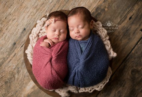 Twin newborns boy and girl session in Hanford Newborn Twins Boy And Girl, Goal 2025, Twin Boy And Girl, Boy Girl Twins, Newborn Twins, Twin Boys, Twin Brothers, Twin Babies, Boy And Girl