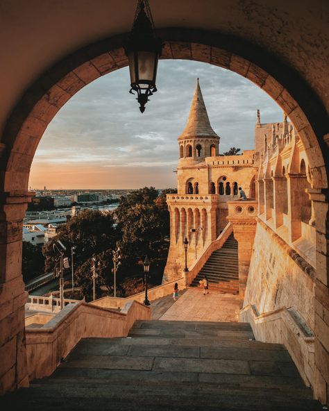 Budapest Aesthetic, Joe Thomas, Budapest Travel, Buda Castle, Piedmont Park, Conde Nast Traveler, Vision Board 2023, Budapest Hungary, 2023 Vision Board