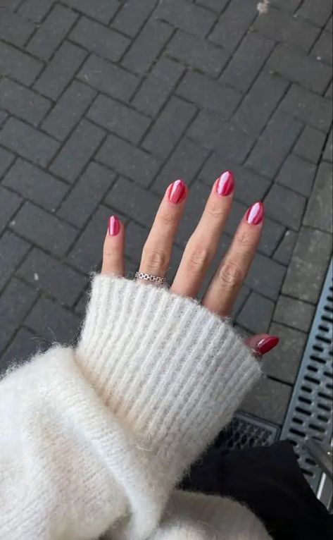 Red Nails Pearl Chrome, Ruby Red Chrome Nails, Valentine Nails Chrome, Red Pink Chrome Nails, Red With White Chrome Nails, Pearly Red Nails, Red Pearl Chrome Nails, Res Chrome Nails, Red Crome Nails Almond