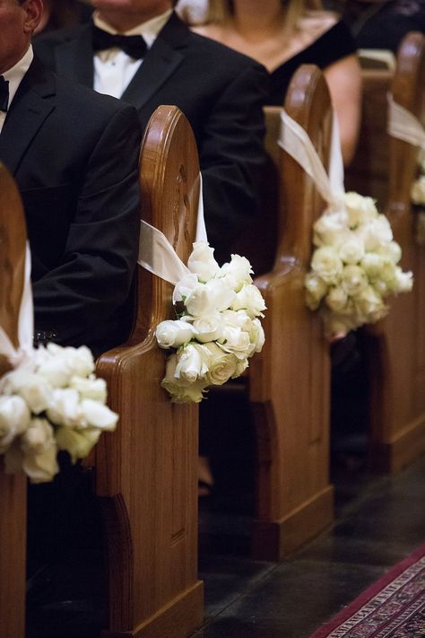 Church Pew Wedding Decorations, Church Pew Wedding, Church Pew Decorations, Wedding Pew Decorations, Wedding Church Aisle, Wedding Church Decor, Pew Decorations, Wedding Pews, Church Wedding Flowers