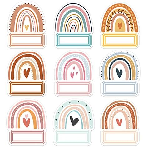 Boho Name Tags, Desk Bulletin Board, Rainbow Office, Primary School Activities, Bulletin Board Decoration, Classroom Name Tags, Name Tag For School, Classroom Organization Elementary, Daycare Labels