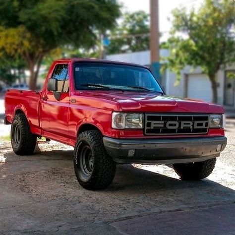 Cars & Fun’s Instagram photo: “Nice front grill #ford #fordf100 #fordf150 #bumpside #bumpsidebrasil #fseries #trucking #f1000 #fordv8 #hothod #classictrucks…” 1989 F250, Ford F150 Custom, Fords 150, Ford Svt, Ford Trucks F150, Nissan Trucks, Ford Mustang Coupe, Classic Ford Trucks, Old Pickup