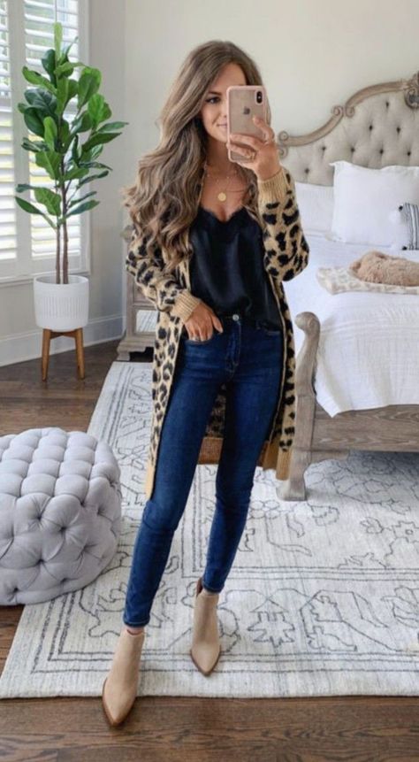 7d6044e95a16761171b130dcb476a43e Women Winter Fashion, Boho Fashion Winter, Outfit Botas, Winter Fashion Trends, Outfits Fo, Trendy Outfits Winter, Pastel Outfit, Mode Boho, Fashion Trends Winter