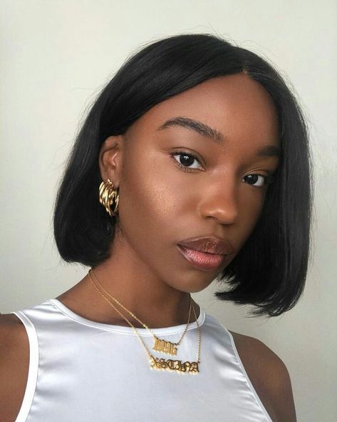 90s Bob Haircut, Short Sew In Hairstyles, Wig Snatched, Short Haircuts Black Hair, 90s Bob, Afro Hair Care, Virgin Hair Wigs, Editorial Hair, Protective Hairstyles Braids