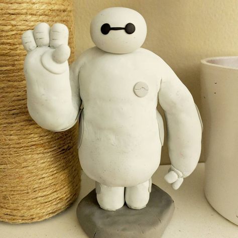 Baymax Clay Diy, Baymax Clay, Diy Socks, Baymax, Weekend Projects, Big Hero 6, Clay Sculpture, Diy Clay, Clay Creations