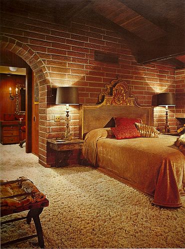 Architectural Digest Bedroom, 1970s Interior, Dreamy Interiors, 70s Interior Design, Retro Rooms, Interior Brick, 70s House, 70s Interior, 1970s Decor