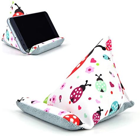 Telephone Stand Ideas, Cell Crochet, Bean Bag Phone Holder, Fabric Phone Stand, Phone Pillow, Pillow Holder, Cel Phone, Cool Technology Gadgets, Phone Stand For Desk