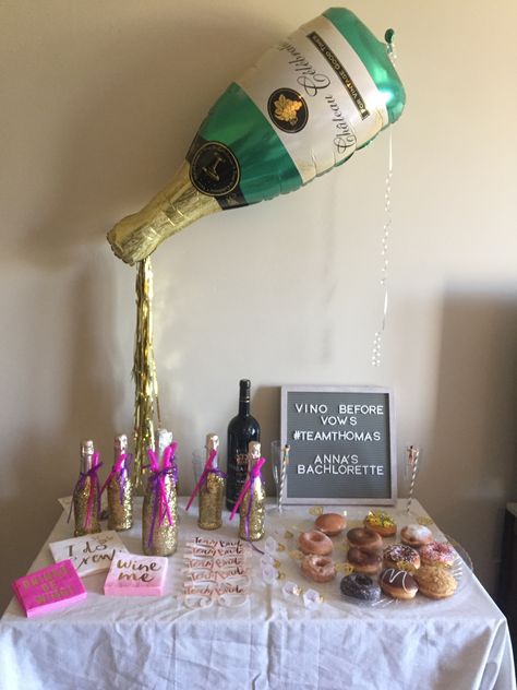 Winery bachelorette welcome table Winery Bachelorette Party Decorations, Bachelorette Winery Ideas, Bachelorette Wine Theme, Bachelorette Party Winery, Winery Bachelorette Party Ideas, Bachelorette Winery, Wine Theme Bachelorette, Wine Themed Bachelorette Party, Wine Tour Bachelorette