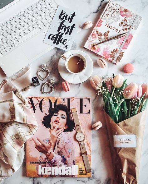 A N G E L I K A  M A T A on Instagram: “Coffee+Vogue=perfect morning ☕ #morning #coffee #butfirstcoffee #homeoffice #springvibes #flatlay #flatlay_ua #tulip #flowers #vogue…” Spring Flatlay, Flatlay Ideas, Book Flatlay, Atmospheric Photo, Mert And Marcus, Film Photography Tips, Bookstagram Inspiration, Spring Inspo, Flat Lay Photography