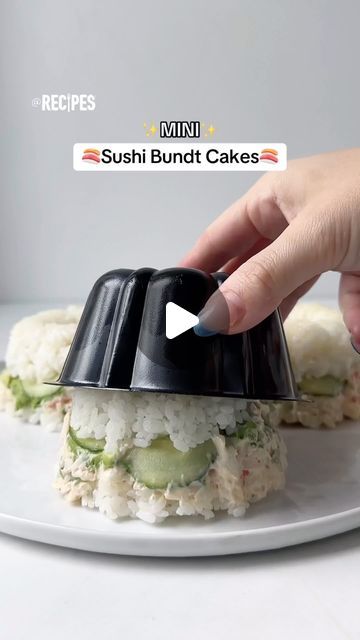 Recipes on Instagram: "Take your sushi to the next level 🤯 These Mini Sushi Bundt Cakes are simply irresistible 🍣 Grab the mini bundt pan through the link in our bio!🤩 Recipe and inspo from: @foodmymuse ✨ @recipes may earn commission through links on our social #minisushibundtcakes #mini #sushi #bundtcakes #sushirecipes #crab #sushirice #rice #cucumber #avocado #recipes #bundt" Mini Sushi, Salad Roll, California Roll Sushi, California Rolls, Rice Side Dish Recipes, Sushi Cake, Viral Recipes, Mini Bundt, Cucumber Avocado