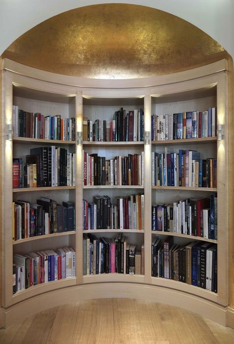 Curved Built-in Library with gold leaf half moon ceiling - Tim Gosling Fitted library / - Gosling Limited, London Curved Wall Built In Bookcase, Curved Bookcase Wall, Curved Wall Bookshelves, Curved Bookcase, Moon Ceiling, In Home Library, Dream Home Library, Materials Board Interior Design, Library Designs