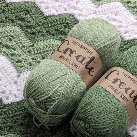 Amy Perry on Instagram: "🤍💚🤍💚🤍💚 . Yeah definitely my favorite colours 😂😍 those greens are just stunning 😍💚 . This gorgeous yarn was kindly gifted to me by @woolwarehouse and it's @yarnsmiths create DK and the shades are.... 💚 Light sage 💚 Dark sage If you are a green colour fan I highly recommend this two greens, they are stunning and if you aren't a green fan then don't panic 💚 yarnsmith definitely has you covered with their 120 different shades 💚 . This beautiful pattern is called the 6 day kid blanket and it's by @bettymcknit and it just looks stunning in these colours 😍💚 . . . . . #crochet #crocheter #crocheting #crocheted #christening #christeninggift #crochetersofinstagram #crocheteveryday #crochetaddict #crochetlovers #crochetlover #crochetaddicted #crochetgirlgang # Crochet Color Palette, 6 Day Kid Blanket, Sage Green Crochet, Kid Blanket, Ebony Color, Dark Sage, Green Crochet, Kids Blankets, Crochet Lovers