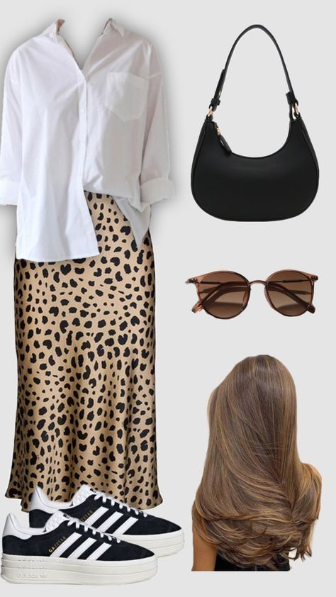 Leopard Jeans Outfit, Leopard Jeans, Lawyer Fashion, Parisian Chic Style, Muslim Outfits Casual, Look Formal, Jeans Outfit Summer, Leopard Print Skirt, Stylish Work Attire