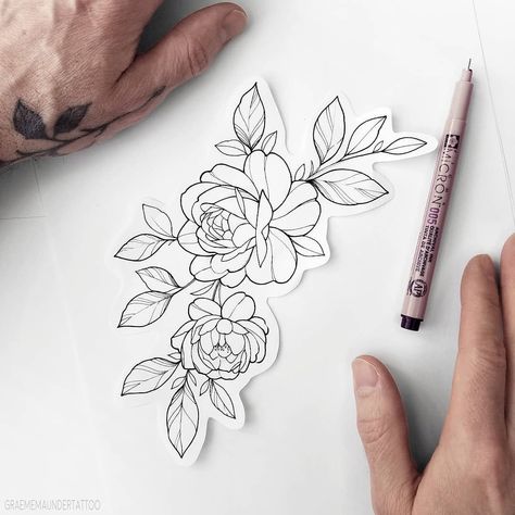 Tato Flash, Tato Tradisional, Meaningful Tattoos For Women, Small Flower Tattoos, Inspiration Tattoos, Drawing Flowers, Butterfly Tattoos, Tiny Tattoo, Floral Tattoo Design