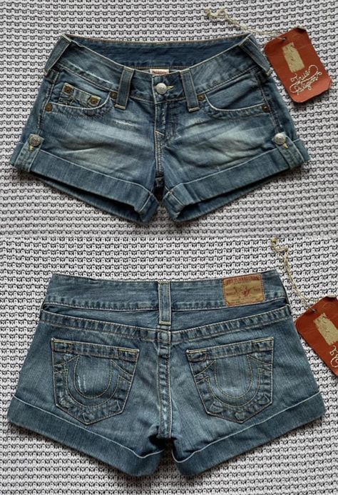 Fits Clothes, 2000s Fashion Outfits, Swaggy Outfits, Shorts Jeans, Really Cute Outfits, Vintage Shorts, Dream Clothes, True Religion, Jeans Shorts