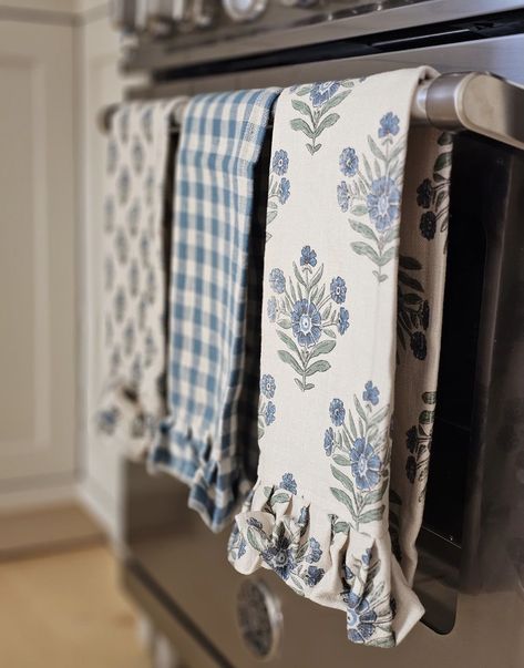 Ruffle Pillow, Casa Country, Cottage Charm, Printed Tea Towel, Plaid Throw, Tea Towel Set, English Cottage, Farmhouse Style Decorating, Blue Gingham