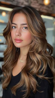 Timeless Hair, Fall Blonde Hair Color, Fall Blonde Hair, Brown Hair Looks, Fall Hair Color Trends, Hot Hair Colors, Honey Hair, Dark Brown Hair Color, Hair Color Balayage