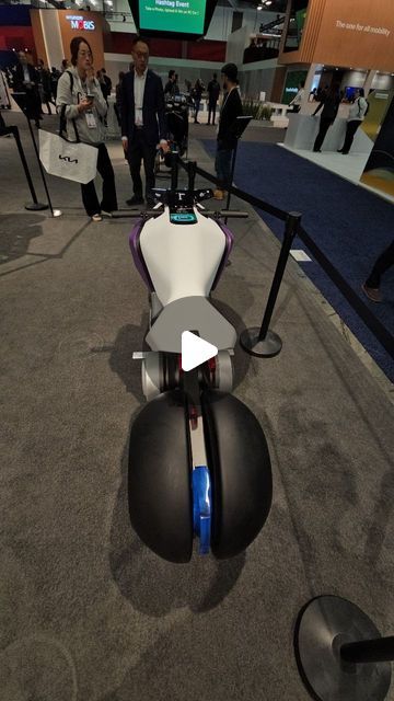 EVS on Instagram: "INSANE BIKE PROTOTYPE at @ces2024_ 
@horwinamerica #horwin #future #electric #ebike #bikelife #electric #diy #lasvegas #speed #power #motorcycle #emotorcycle" Custom Electric Bike, Ebike Diy, Electric Bike Diy, Electric Motorbike, Yamaha Motorcycles, Bobber Motorcycle, Electric Motorcycle, Bike Life, Electric Bike