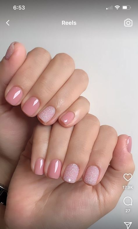 Short Gelish Nails Summer, Rubber Gel Nails Ideas, Gelish Nails Summer, Capping Gel Uñas, Gelish Inspo, Rubber Gel Nails, Rubber Nails, Cute Easy Nail Designs, Rubber Gel