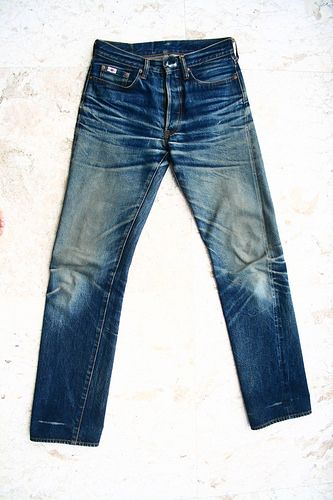 Flathead 3001 - 10 months - presoak + 1 or 2 washes. They've taken quite a beating, so I'm sending them off for repairs. Hopefully I'll be back wearing them... Product Shooting, Blue Skin, Edwin Jeans, Denim Inspiration, Denim Wear, Japanese Denim, Vintage Denim Jacket, Denim Jeans Men, Selvedge Denim