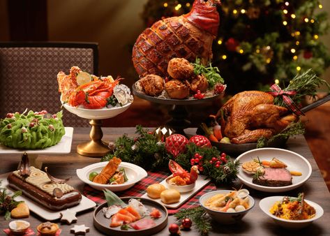 Christmas dining guide 2021: Festive menus & buffets | Honeycombers Traditional English Christmas Dinner, Food Menu Ideas, Christmas Food Photography, Easy Christmas Dinner, Christmas Buffet, Christmas Meal, Christmas Dinners, Food Videography, Christmas Dinner Menu