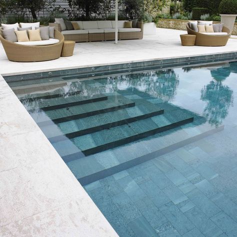 Swimming Pool Steps, Sports Pool, Pool Inspiration, Outside Pool, House Pool, Luxury Swimming Pools, Pool Steps, Patio Pool, Modern Pools