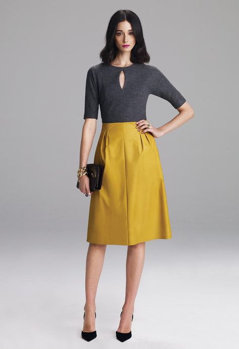 Fall 2012 Grey Outfits For Women, Mustard Skirt Outfit, Grey Outfits, Mustard And Grey, Mustard Skirt, Outfit Office, Look Office, Yellow Skirt, Outfits For Women